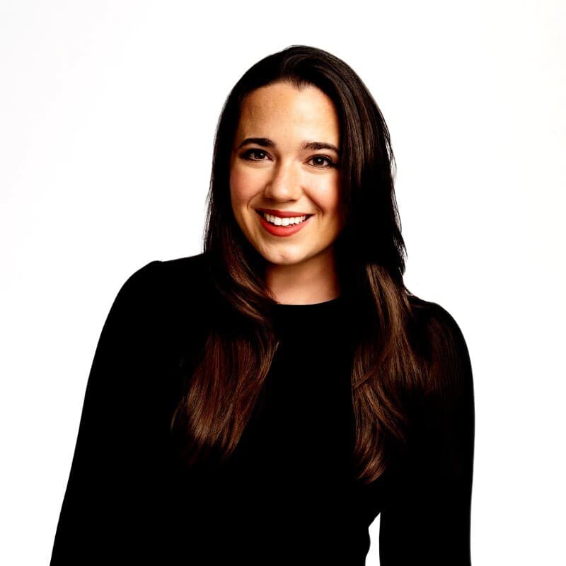 Julia Wynn Abreu